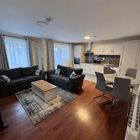 Apartment Washington Street